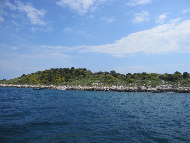 Eladó kis horvát sziget – Kluda